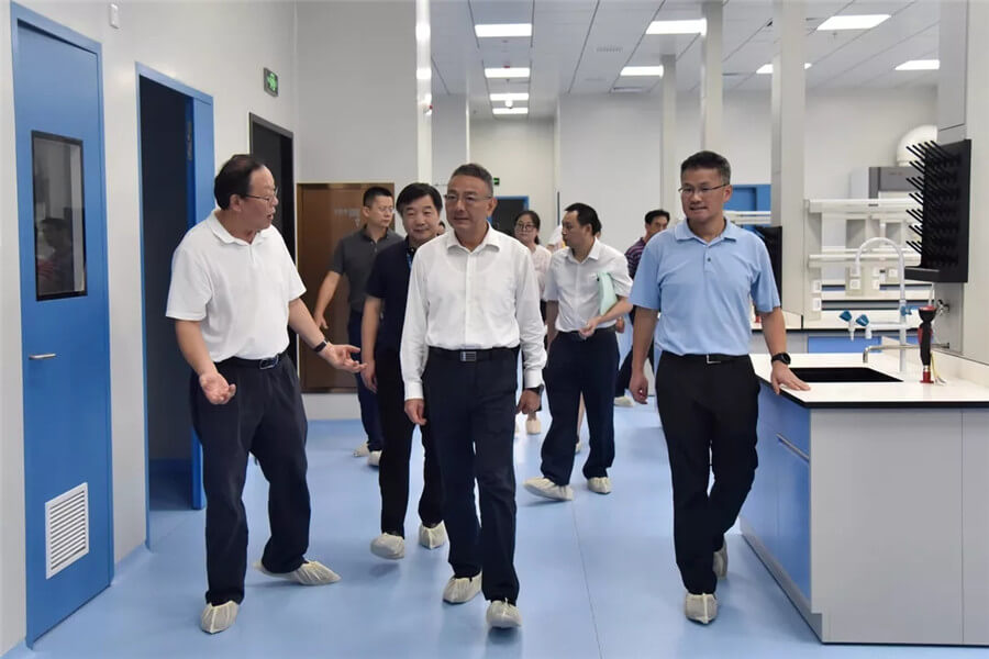 弓鸿午调研3.jpg