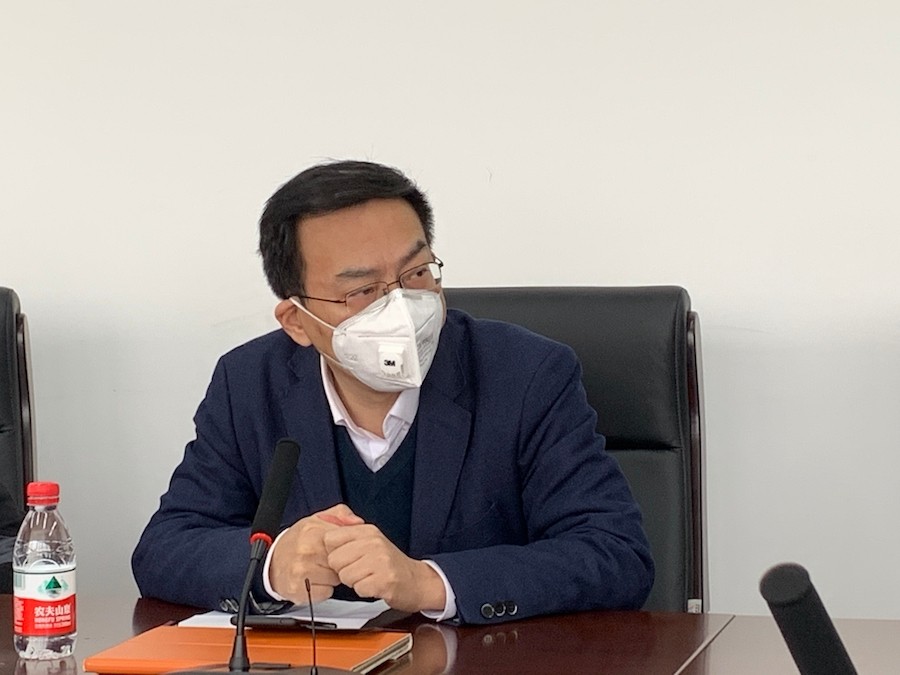 紧急攻关项目研讨.jpg